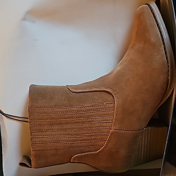 Women's Solita Western Boots - Universal Thread Cognac - Picture 6 of 12